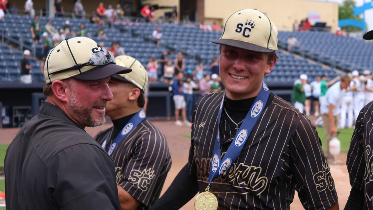 Everitt, Southern Columbia Take Down Mercyhurst To Win 2A Title